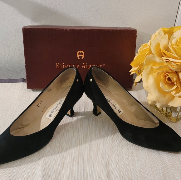 Vintage Etienne Aigner classic black suede pumps Priscilla - Picture 7 of 13